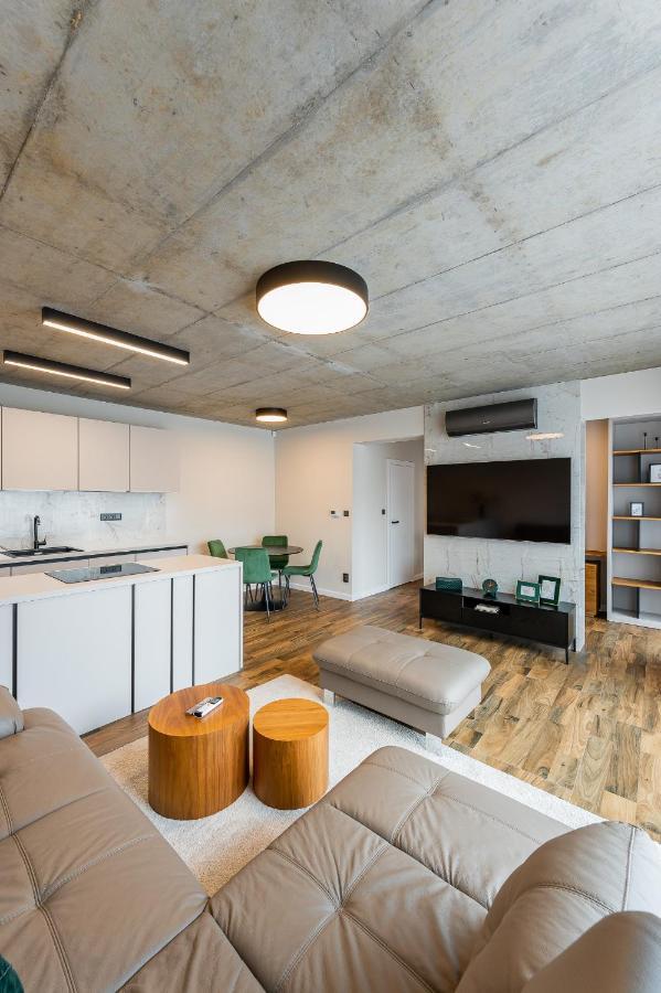 H75 Apartments Kosice Centre エクステリア 写真