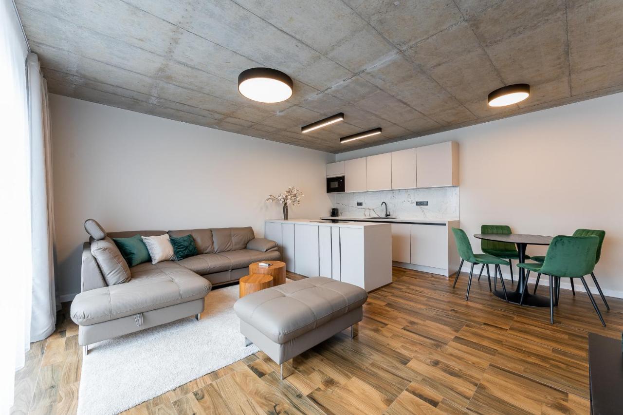 H75 Apartments Kosice Centre エクステリア 写真
