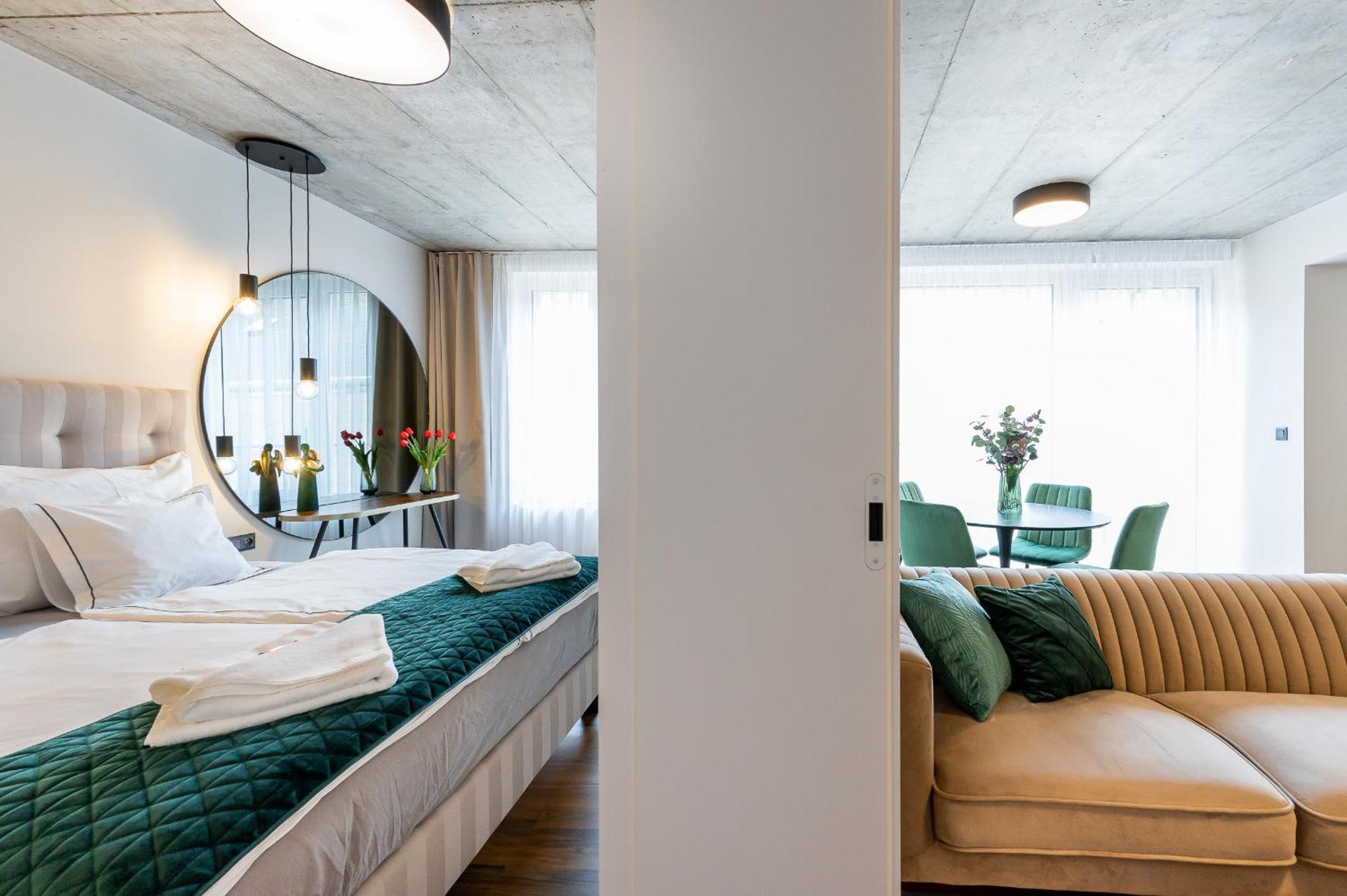 H75 Apartments Kosice Centre エクステリア 写真